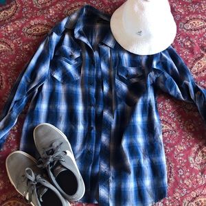 plaid button down long sleeve